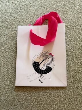 Eloise At the Plaza Paper Gift Shopping Bag